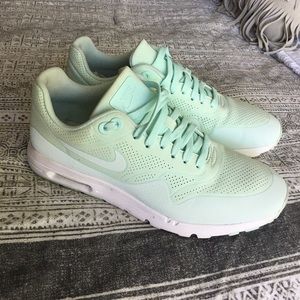 Mint Nike Air Max
